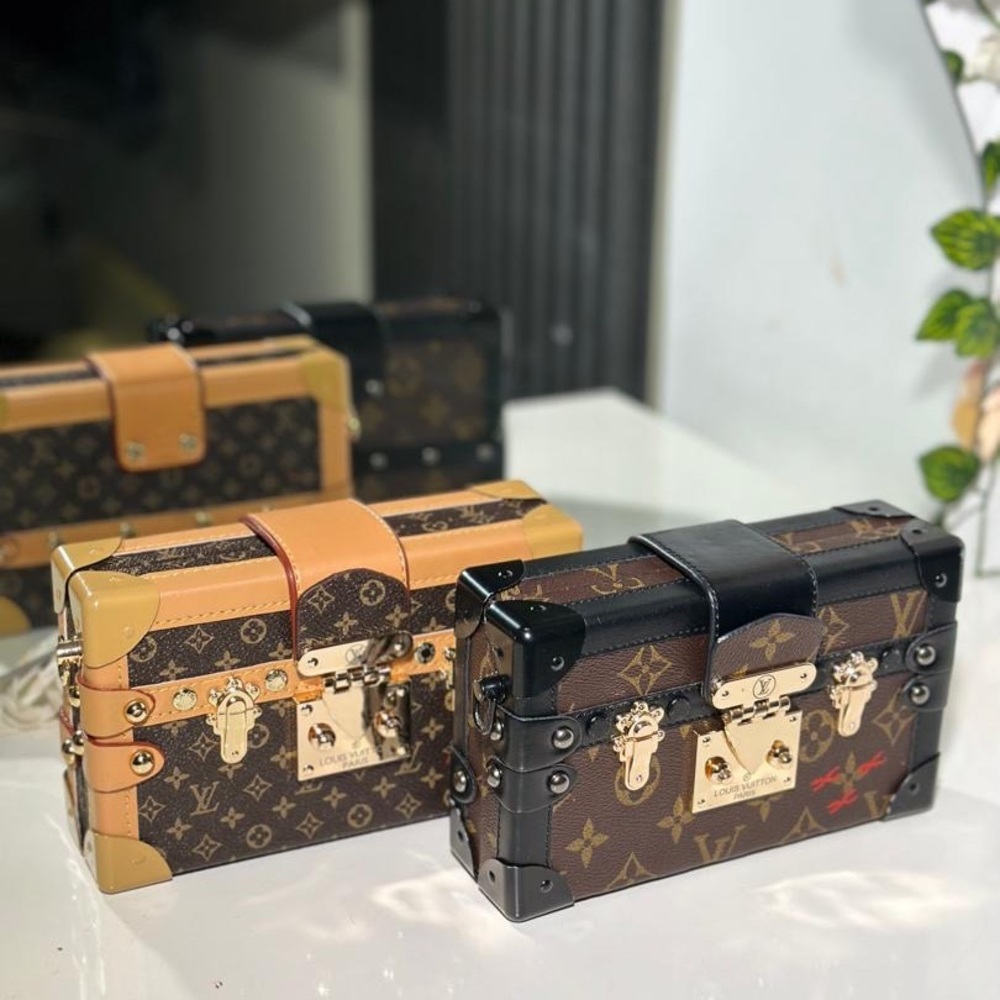 Louis Vuitton Monogram Trunk Clutch